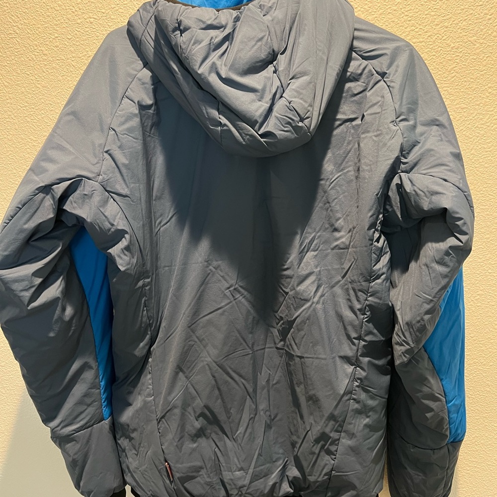 Adidas - Picture 3 of 3